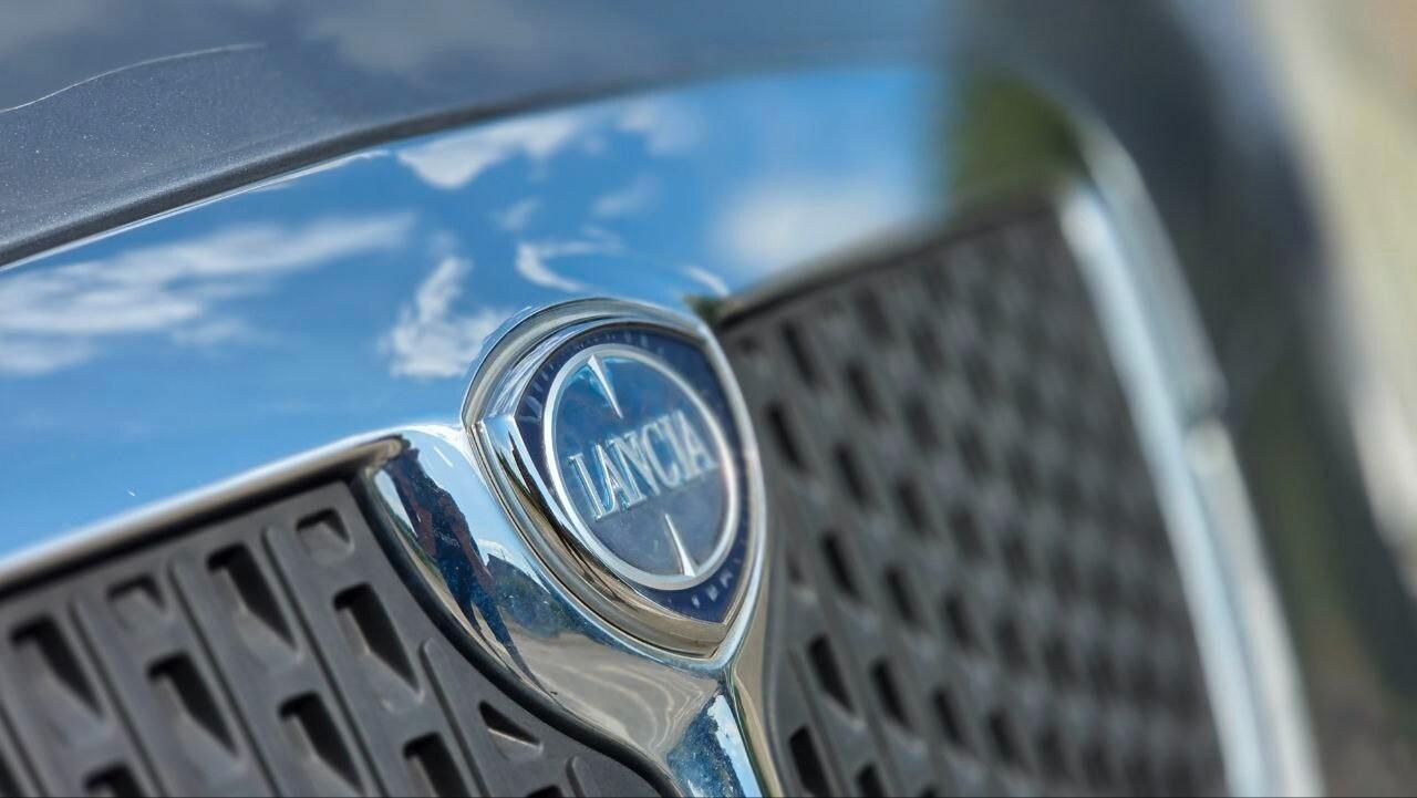 Lancia Ypsilon 1.3 MJT NEOPATENTATI