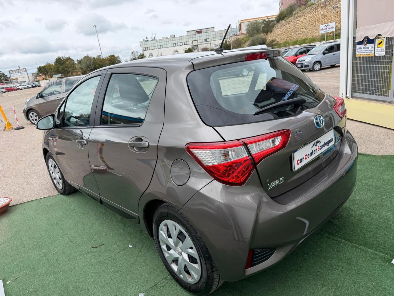 Toyota Yaris 1.5 Hybrid 5 porte Active
