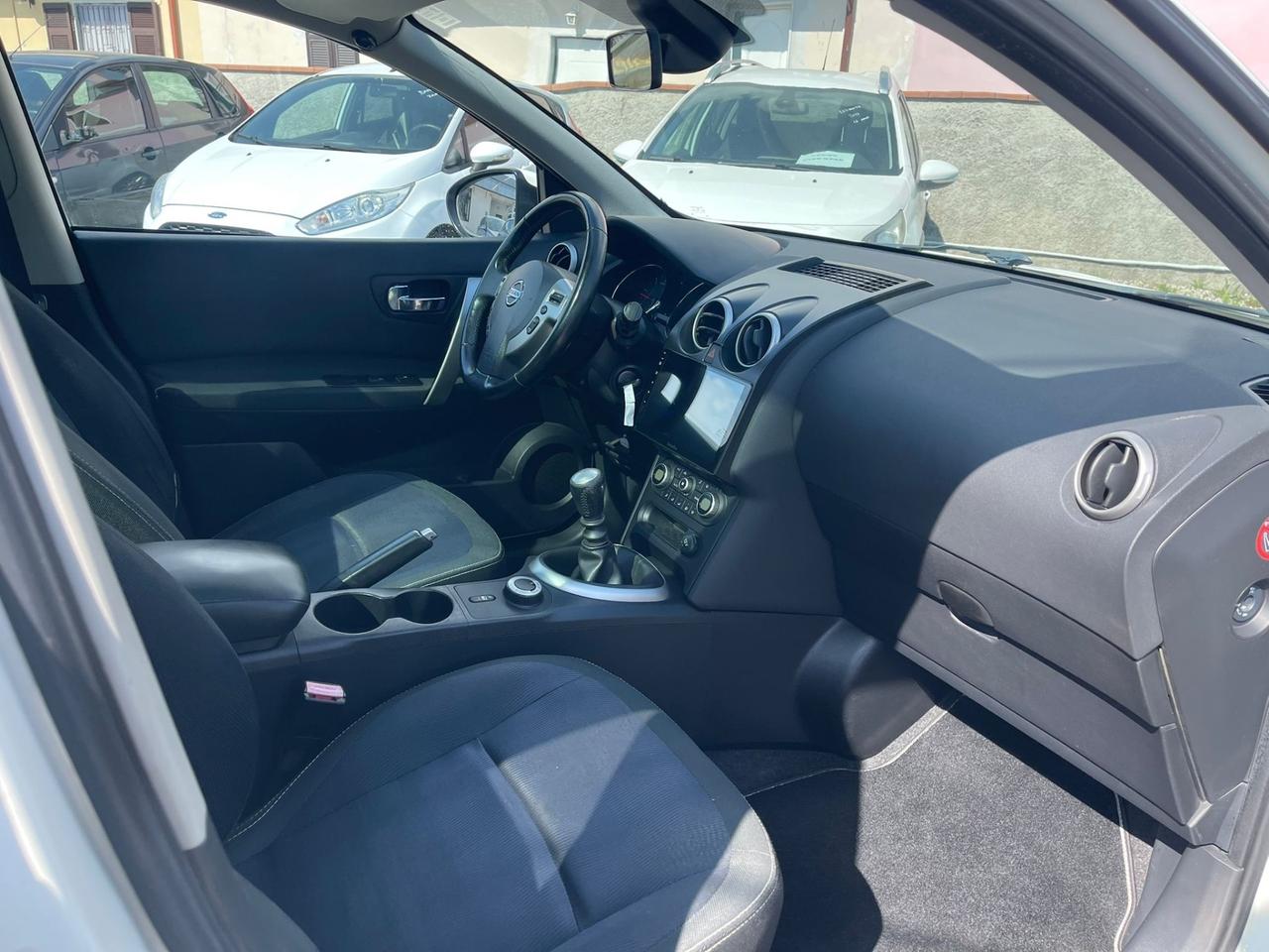 Nissan Qashqai Qashqai+2 2.0 dCi DPF n-tec