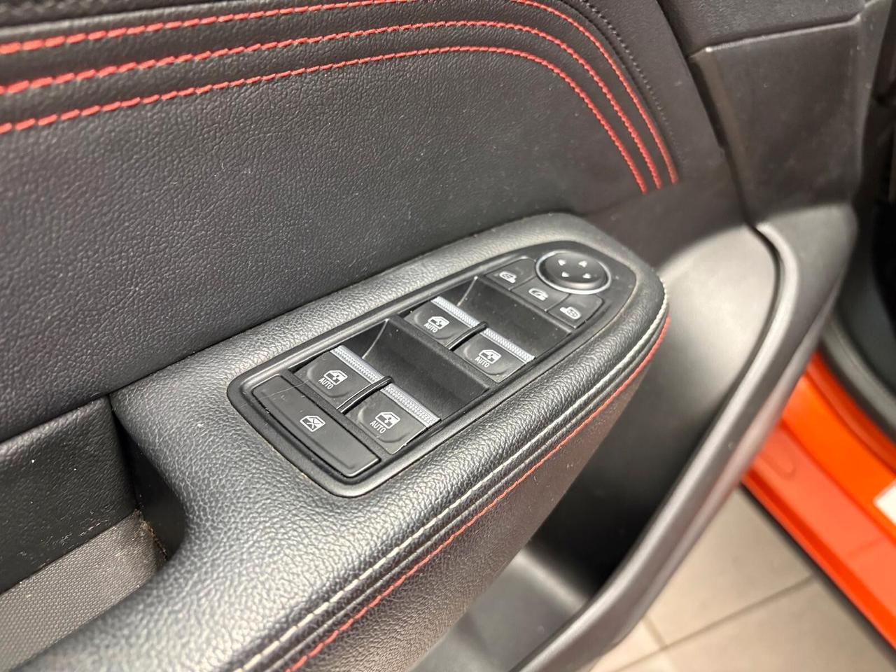 Renault Arkana Hybrid E-Tech 145 CV R.S. Line