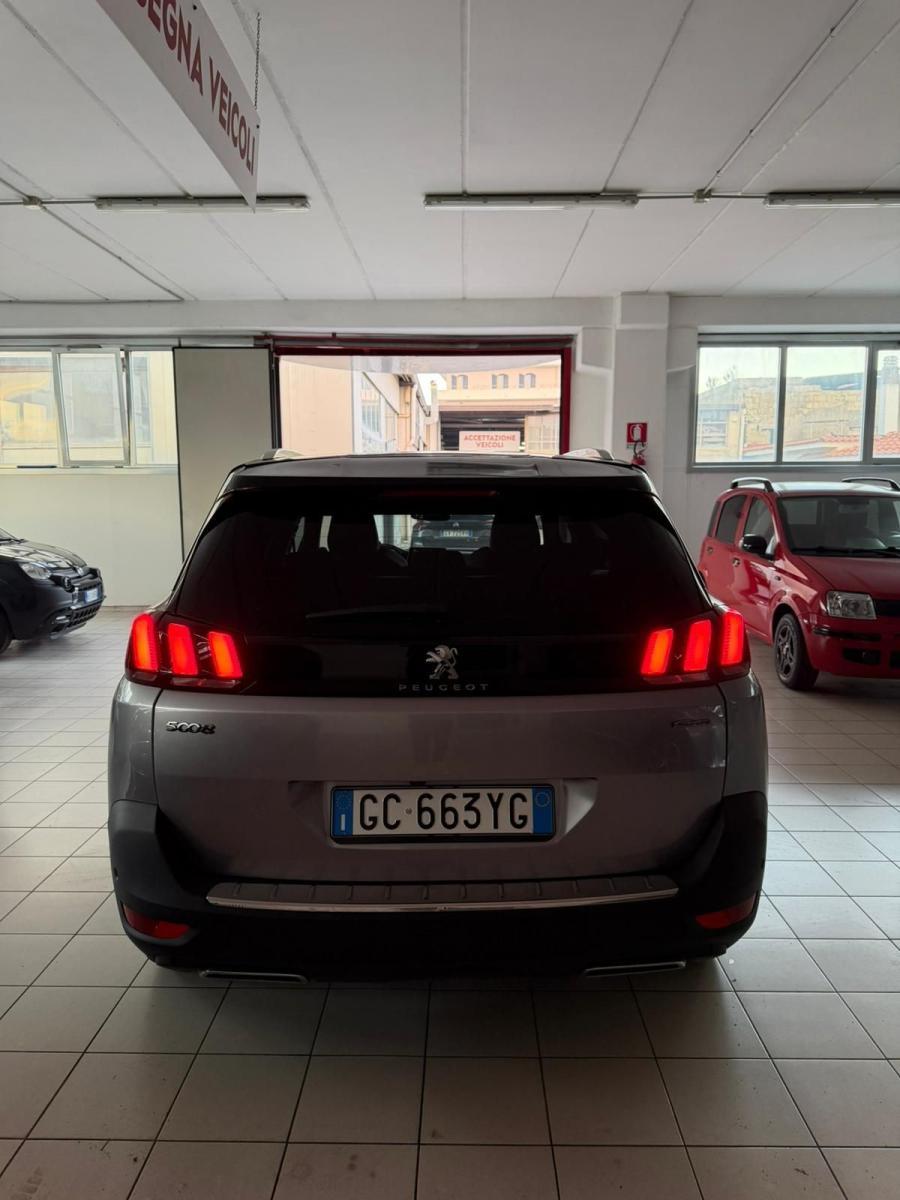 PEUGEOT - 5008 - BlueHDi 130 EAT8 S&S GT Line