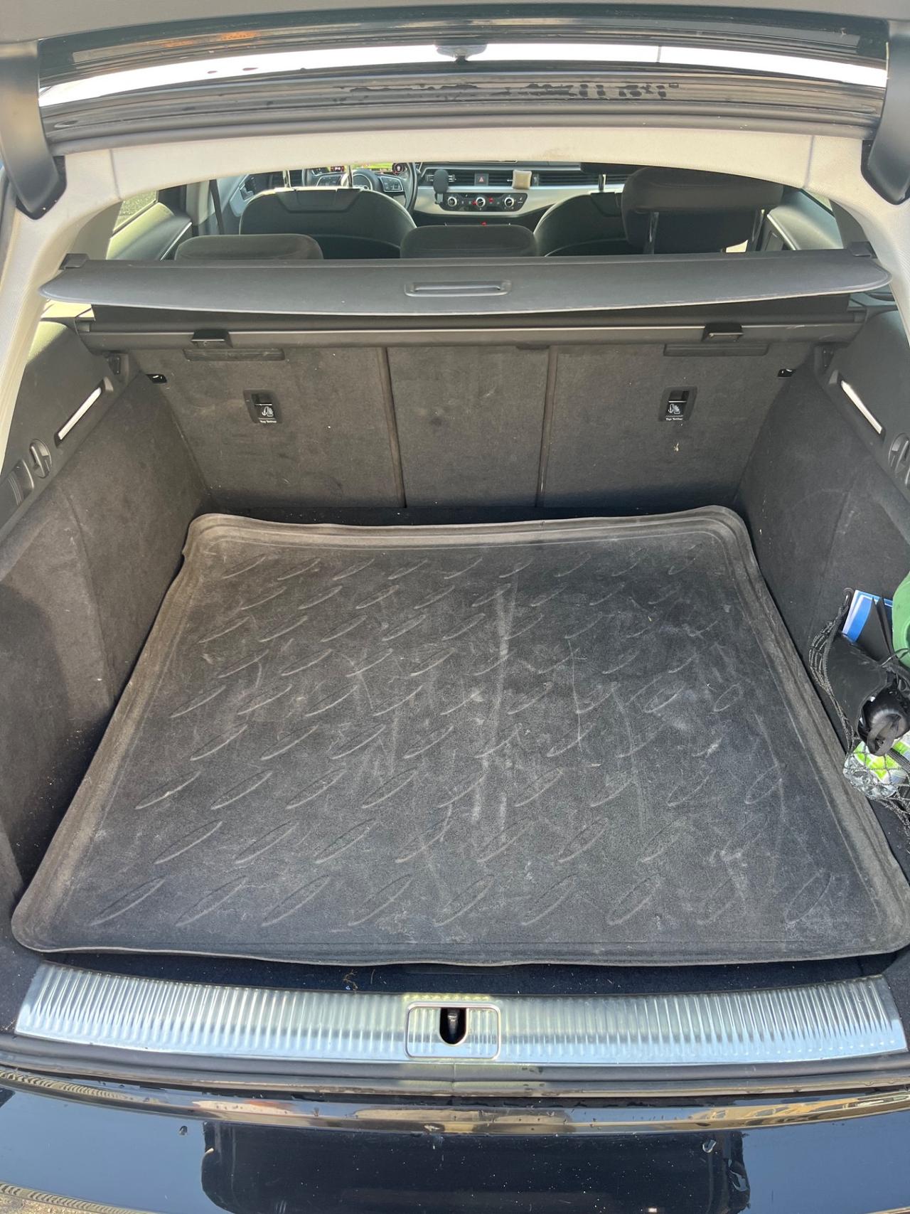 Audi A4 35 TDI S tronic line edition
