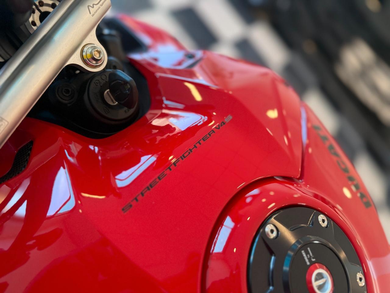Ducati Streetfighter V4S