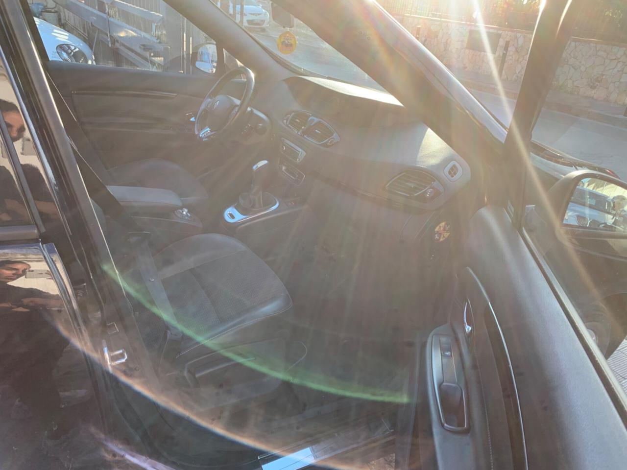 Renault scenic X-MODE