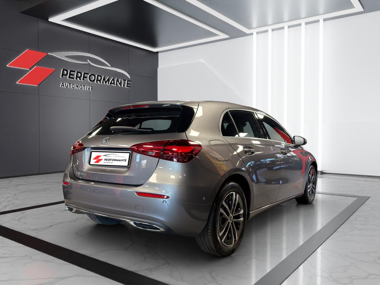 Mercedes A 250 e Plug-In-Hybrid Progressive Advanced Speedshift DCT AMG 8G