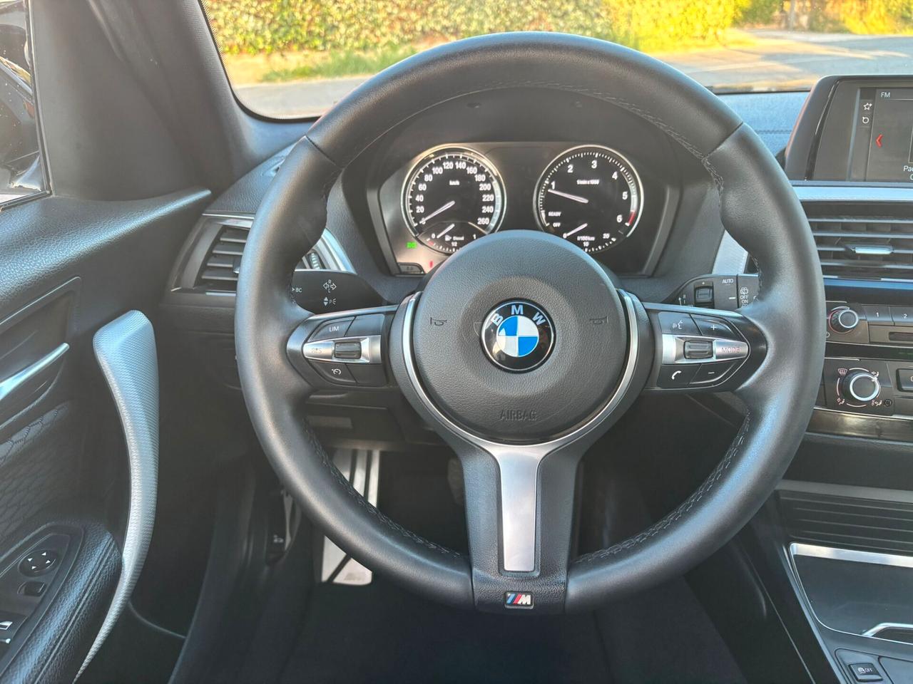Bmw 118 118d 5p. Msport