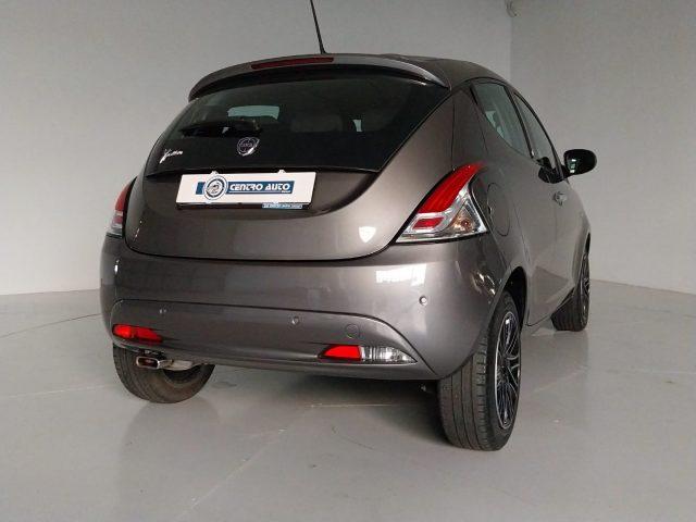 LANCIA Ypsilon 1.2 69 CV 5 porte GPL Ecochic Gold