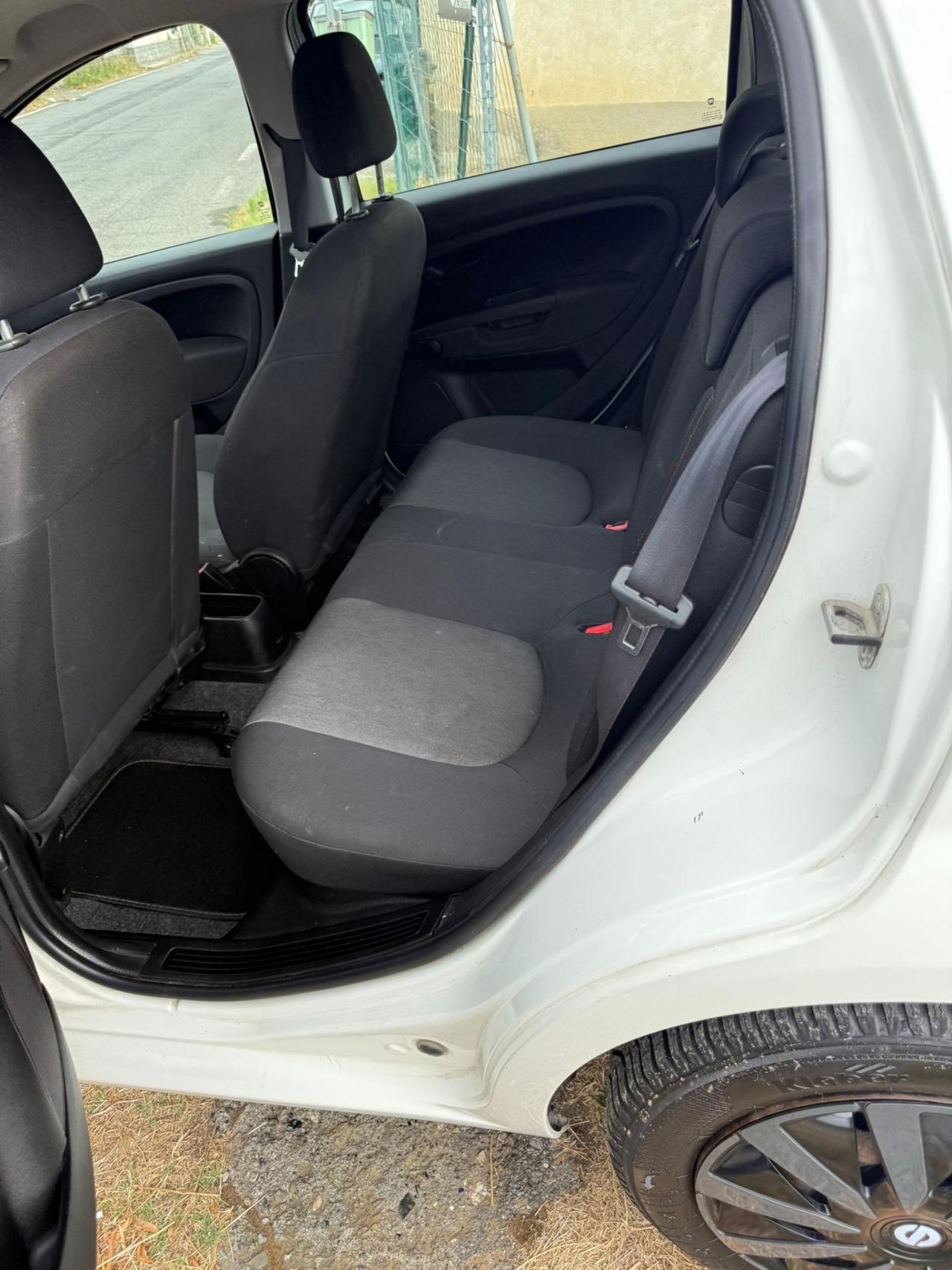 FIAT G PUNTO EVO 1.3 DIESEL 75 CV NEOPATENTATI