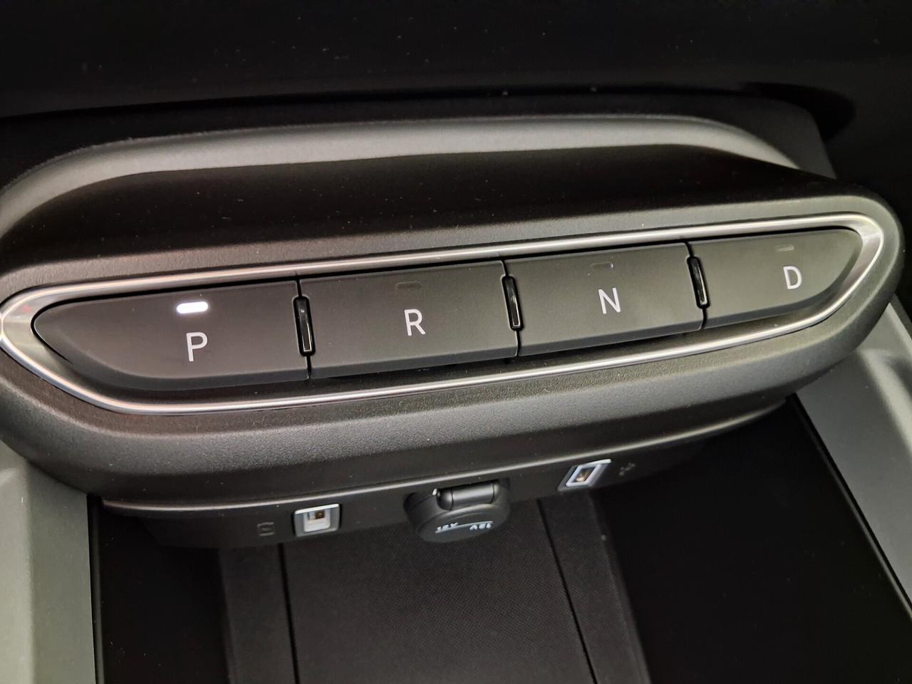 Jeep Avenger 1.2 Turbo 100 CV MHEV Longitude
