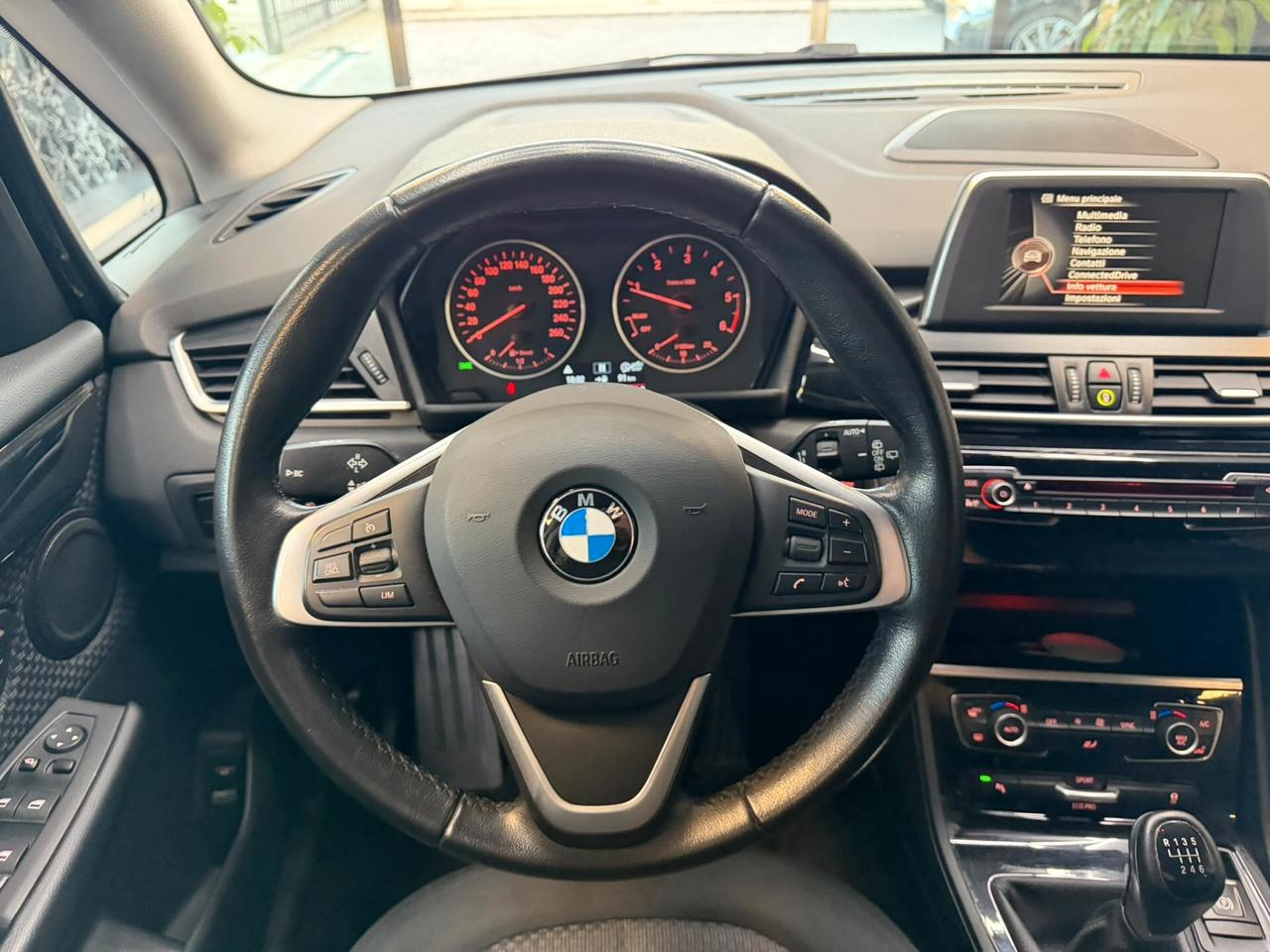Bmw 2er Active Tourer 218d Advantage