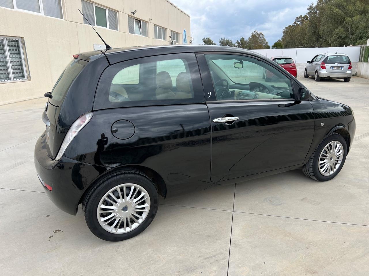 Lancia Ypsilon 1.2 benzina 2009