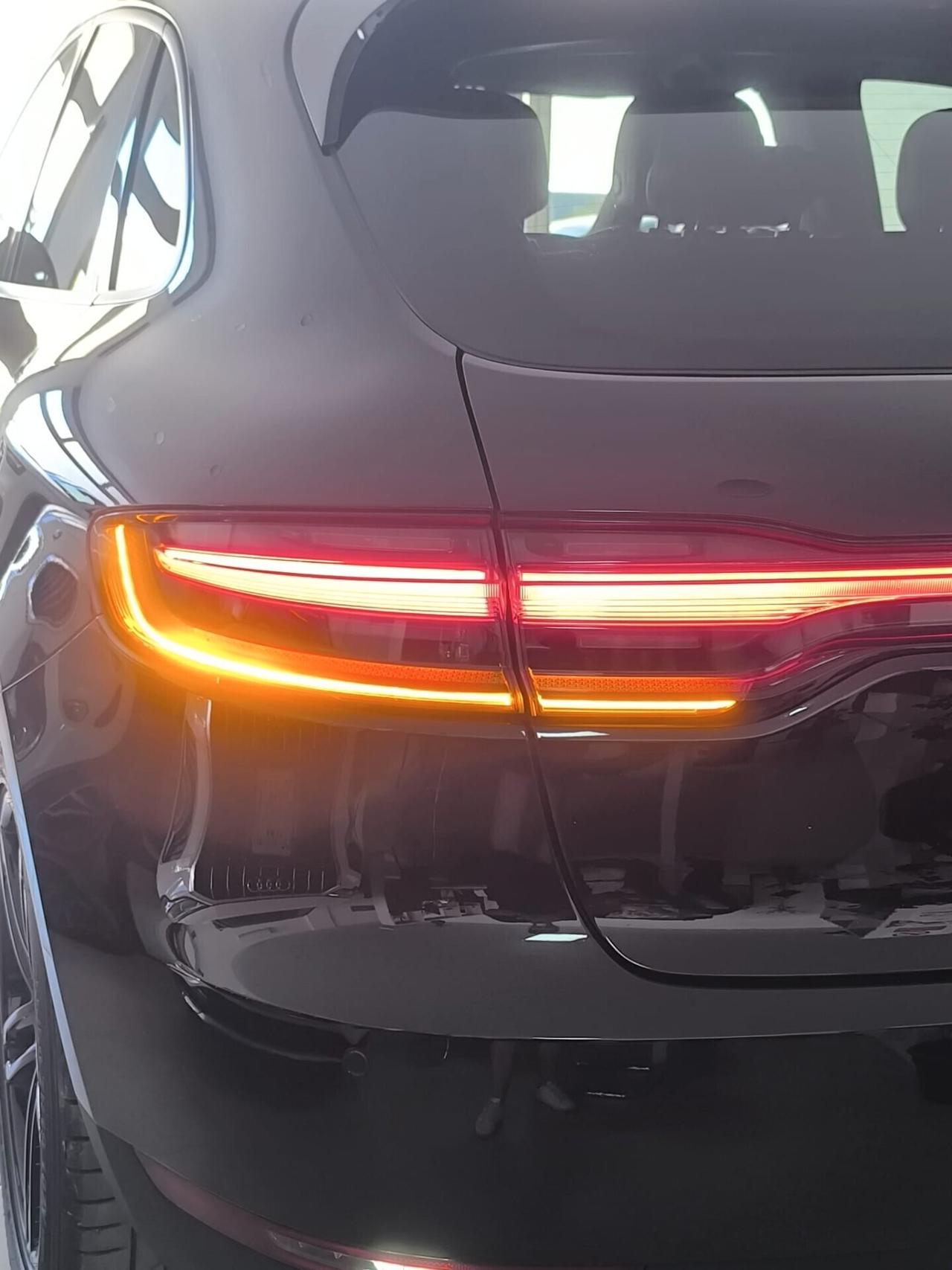 Porsche Macan 2.0 CC 245 CV 2020
