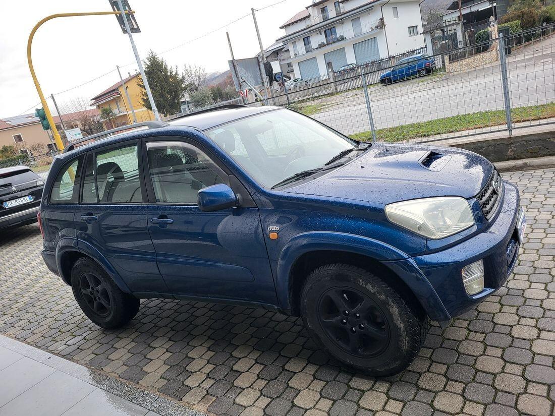 Toyota RAV 4 RAV4 2.0 Tdi D-4D cat 5 porte Sol ( GANCIO TRAINO )