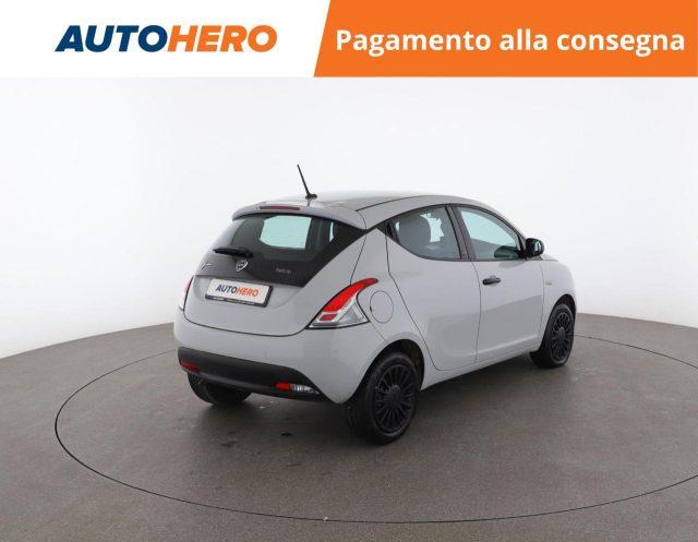 LANCIA Ypsilon 1.0 FireFly 5 porte S&S Hybrid Ecochic Silver