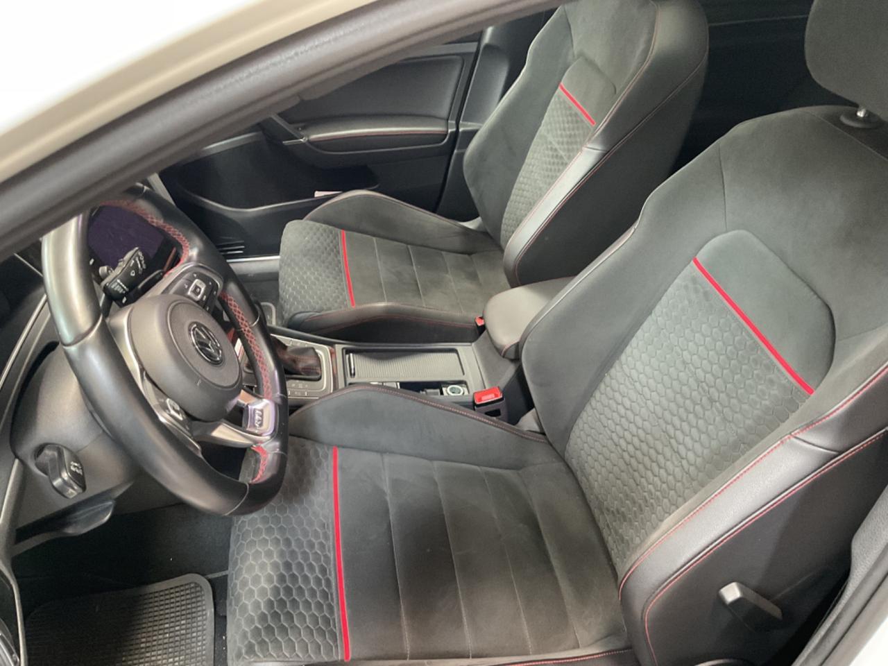 Volkswagen Golf GTI Performance 2.0 245 CV TSI 3p. BMT