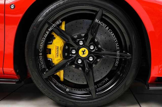 Ferrari F8 Tributo LIFT SYSTEM|CARBON PACK|SCUDETTI|ROSSO SCUDERIA|