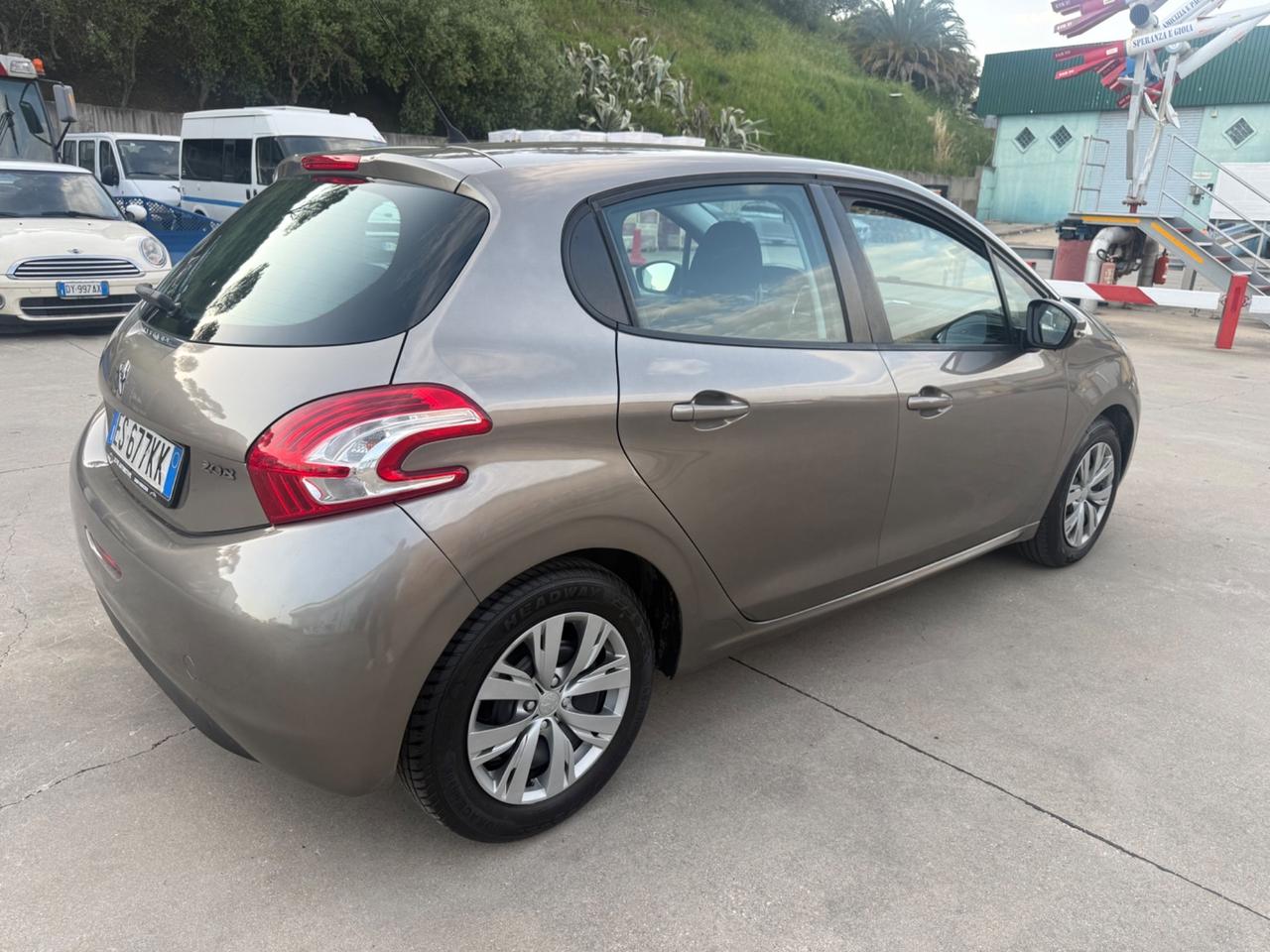 Peugeot 208 1.0 VTi 68 CV 5 porte Active