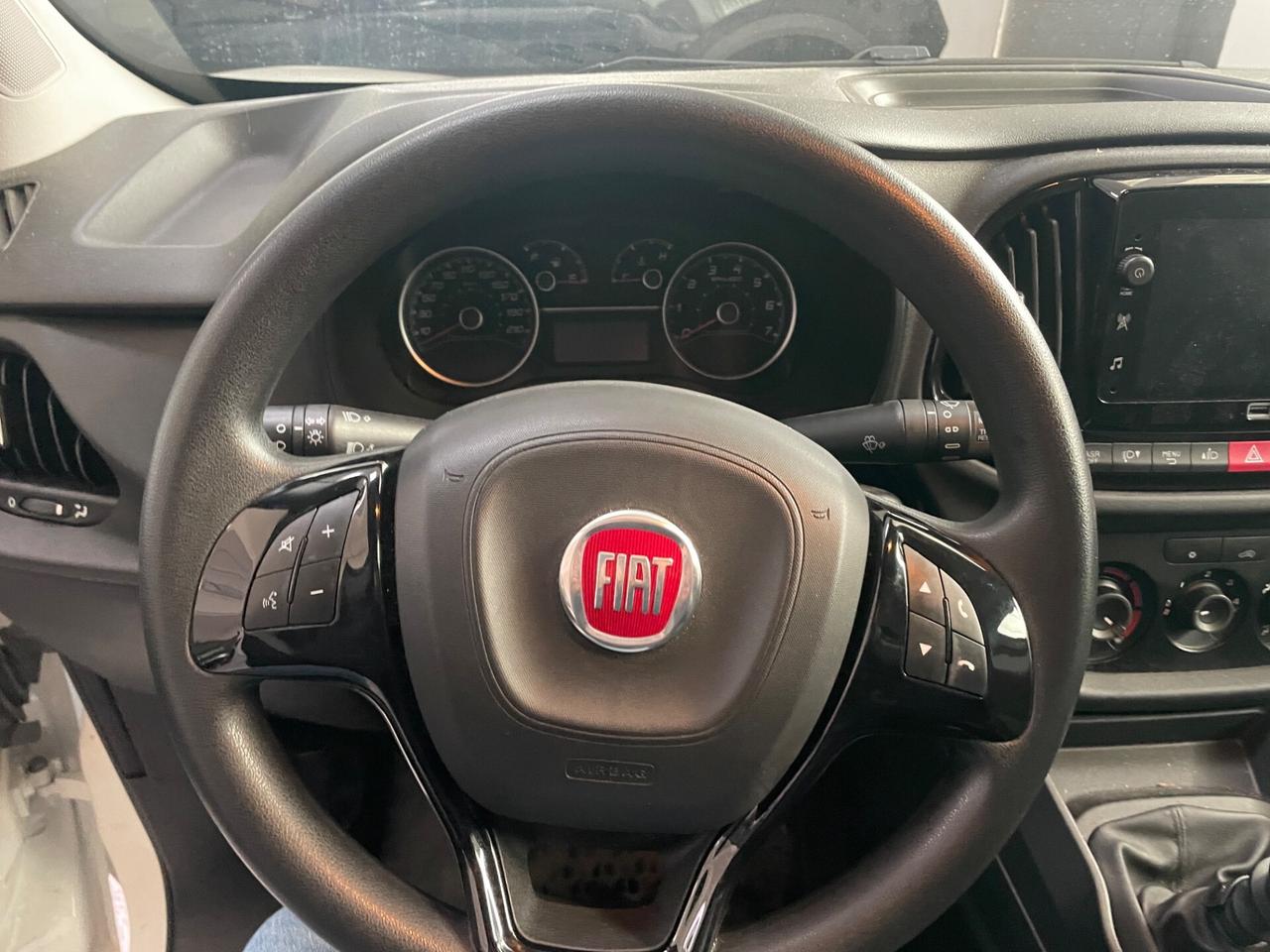 Fiat Doblo 1.6 MJT 105CV S&S PC-TN Cargo Lounge 3 Posti