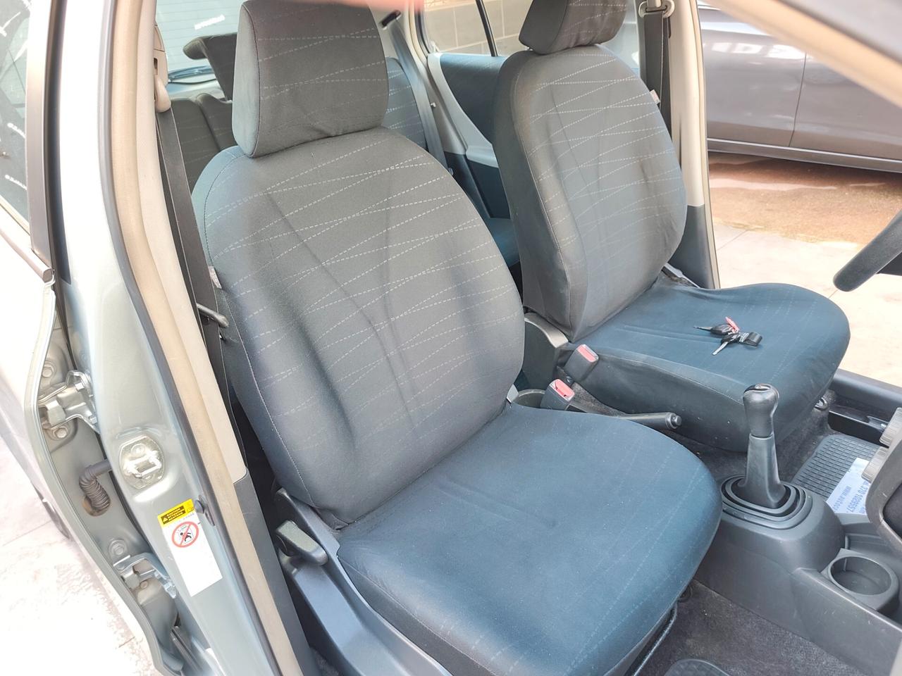 Toyota Yaris 1.4 D-4D 5 porte Sol