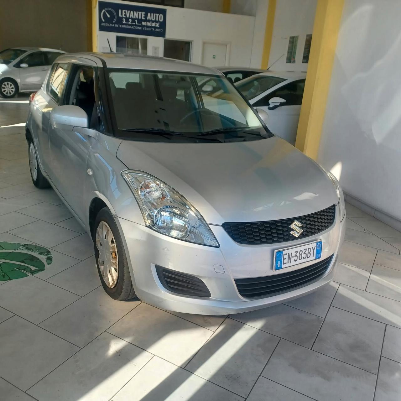 80.568KM SWIFT 1.2 NEOPATENTATI PERFETTA
