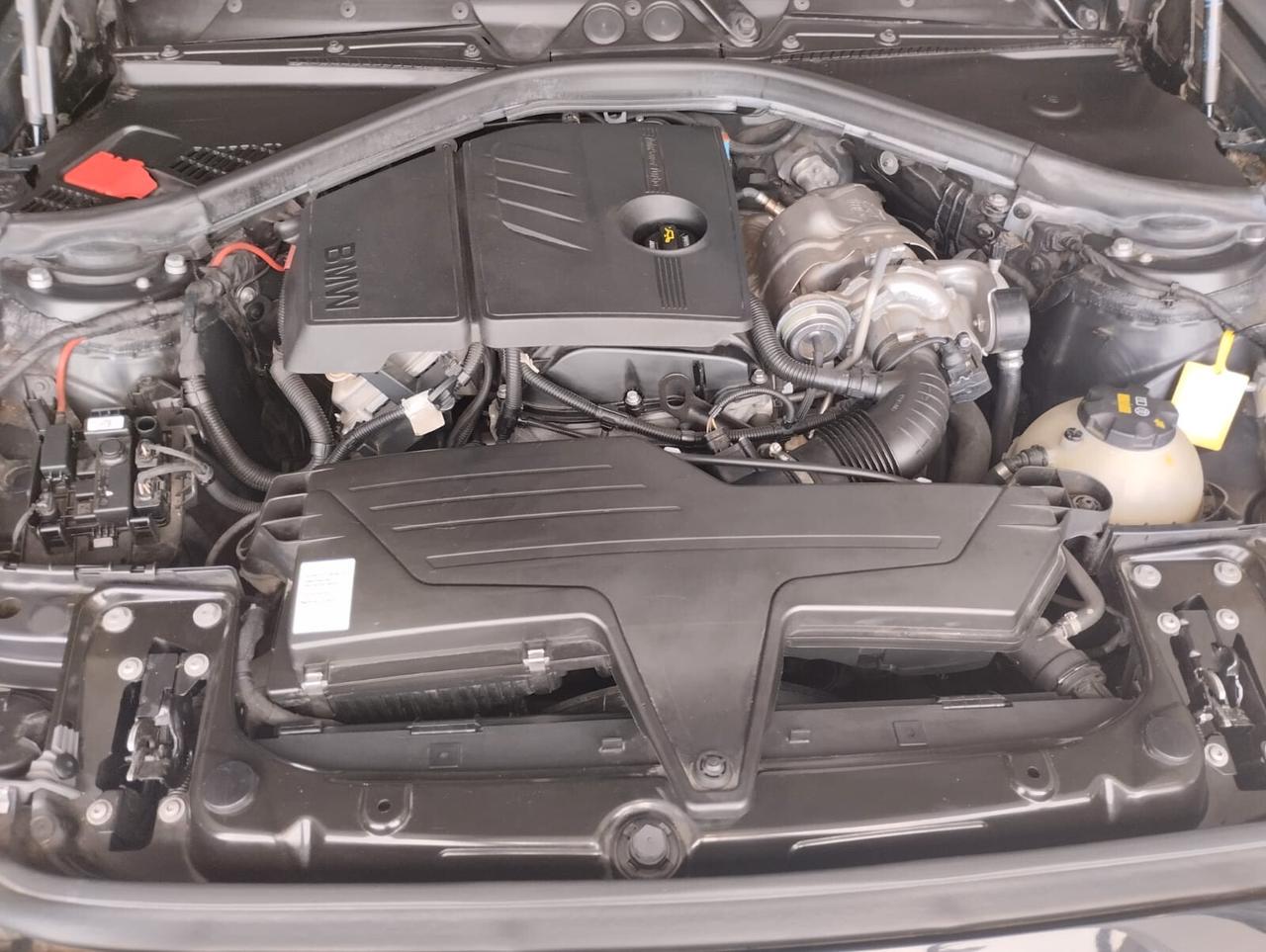Bmw 114 114i 5p. Unique