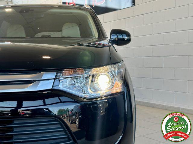 MITSUBISHI Outlander 2.2 DI-D 4WD Instyle *7 POSTI*TETTO*ACC*