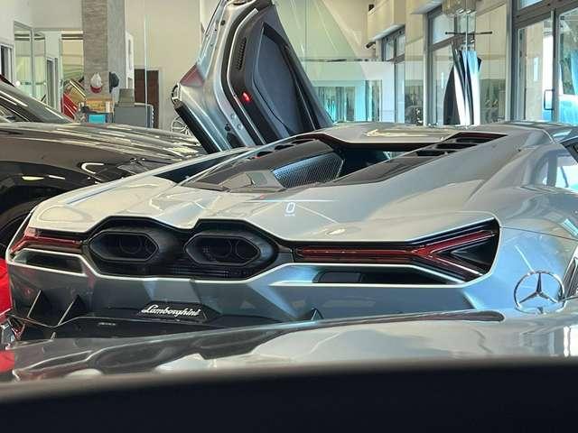 Maybach Altro S680 Limited Edition VIRGIL ABLOH 1 DI 150 4matic