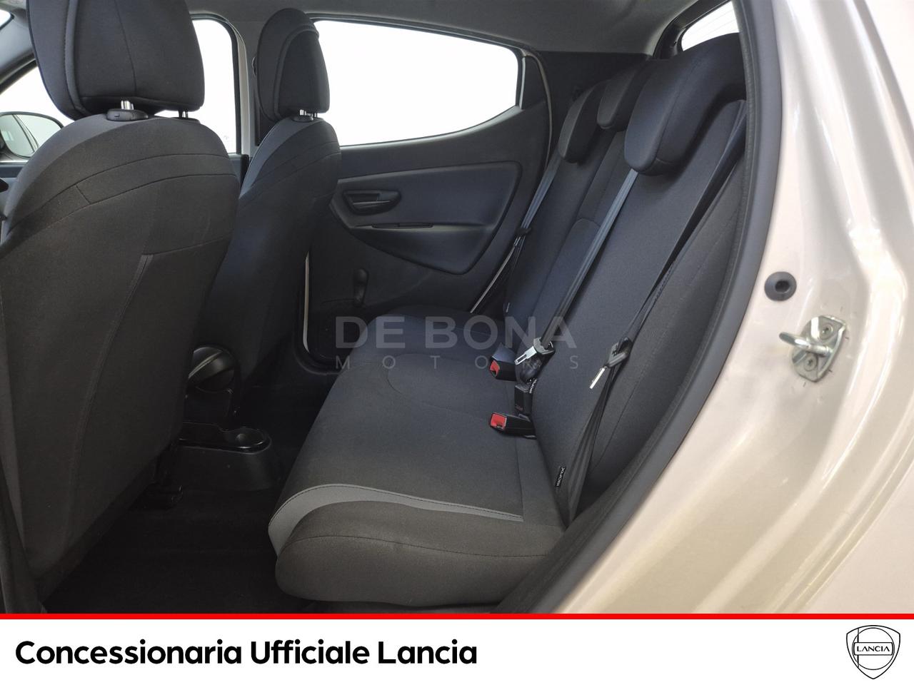 Lancia Ypsilon 1.2 silver ecochic gpl 69cv
