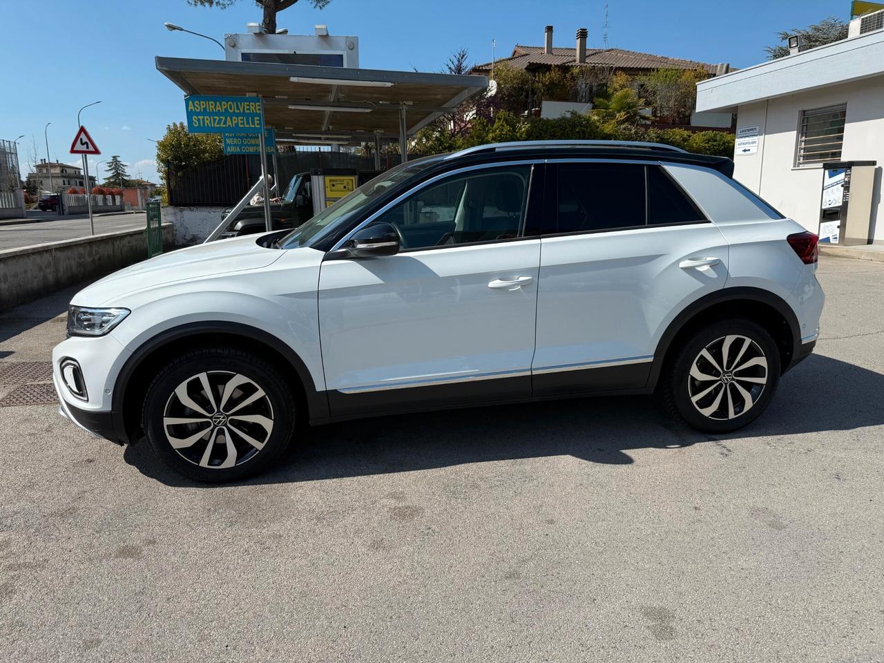 Volkswagen T-Roc 1.5 TSI ACT DSG R-Line