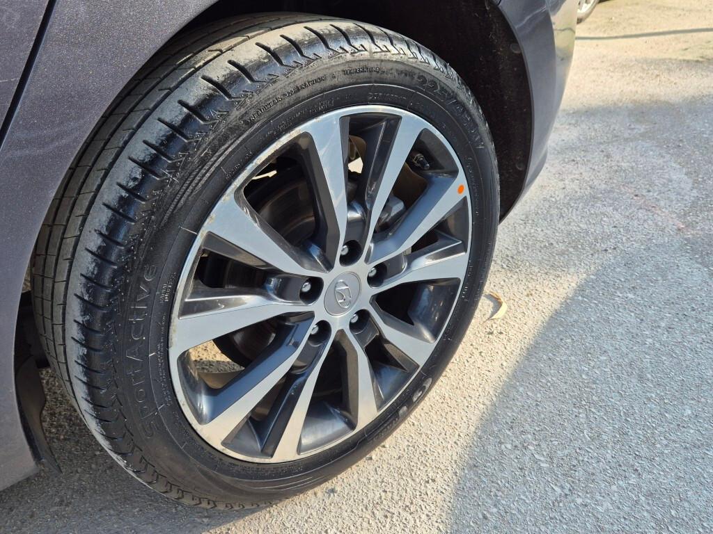 Hyundai i30 1.6 CRDi 110CV NAVI-LED-CAMERA