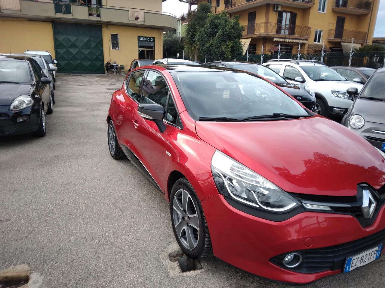 Renault Clio 1.5 dCi Costume National 2015