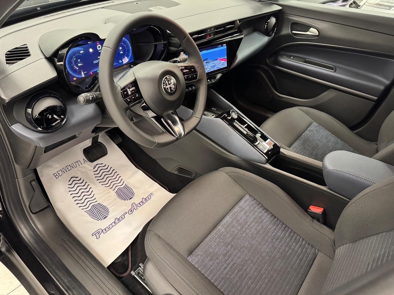 Alfa Romeo Junior 1.2 145 CV Hybrid eDCT6 Q4