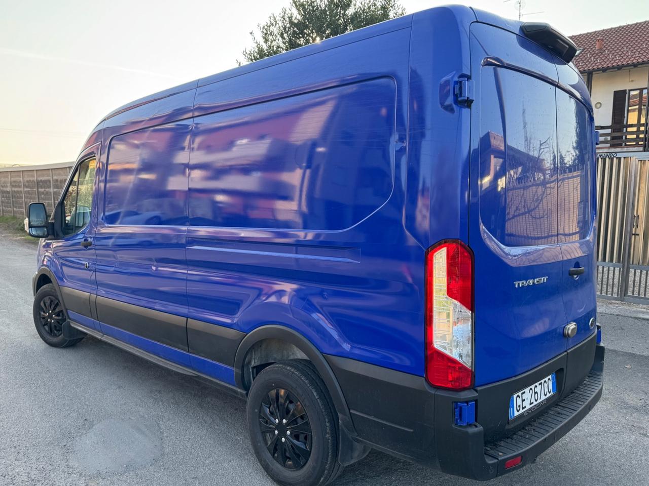 Ford Transit Maxi 2021