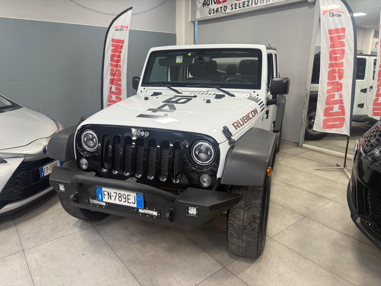 Jeep Wrangler 2.8 CRD DPF Rubicon Auto Soft Top Lungo