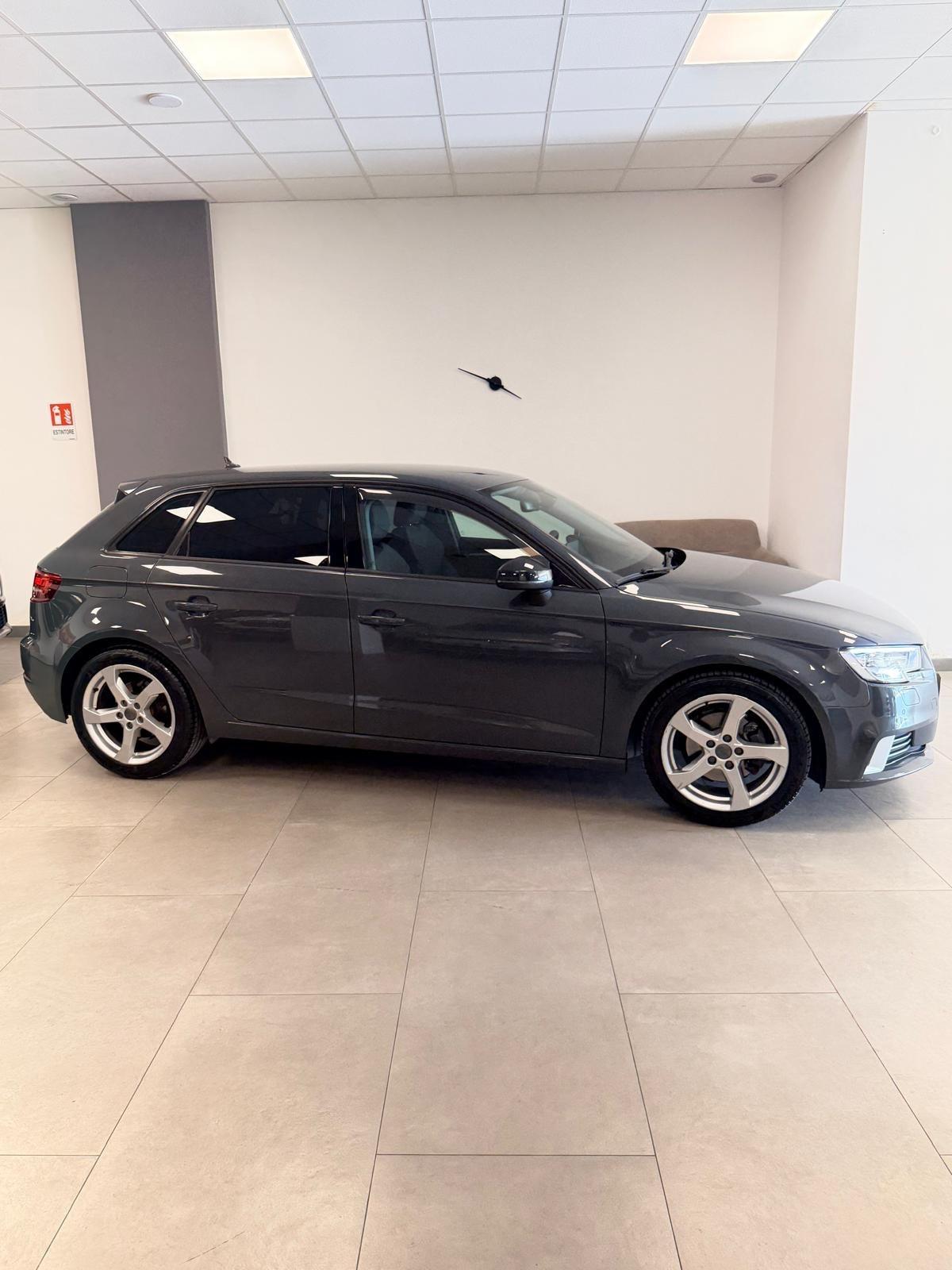 Audi A3 SPB 1.6 TDI 116 CV S tronic Sport