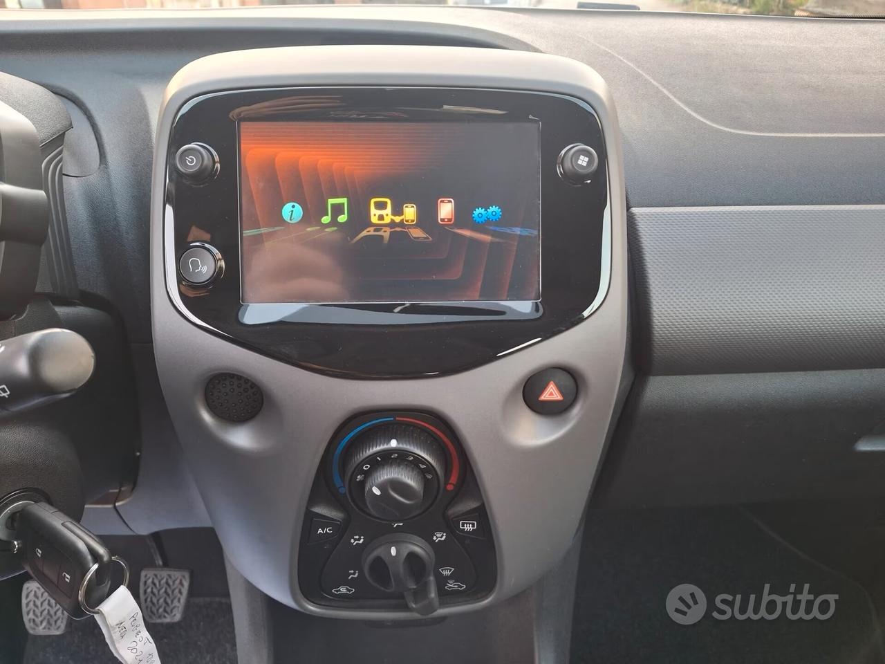 Peugeot 108 VTi 72 S&S 5 porte Allure Neopatentati