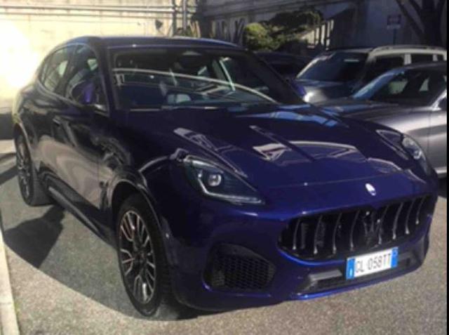 MASERATI Grecale MHEV 300 CV AWD GT