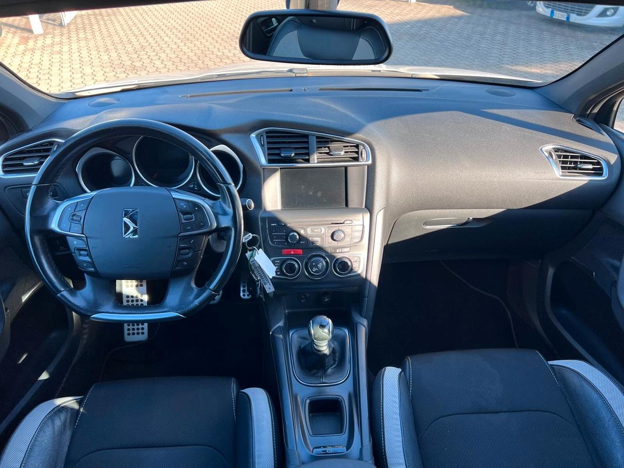 Ds DS4 4 BlueHDi 120 S&S Business