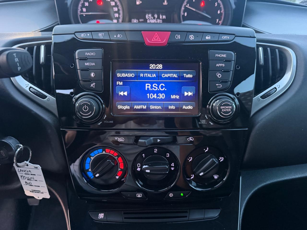 Lancia Ypsilon 1.2 69 CV 5 porte Gold