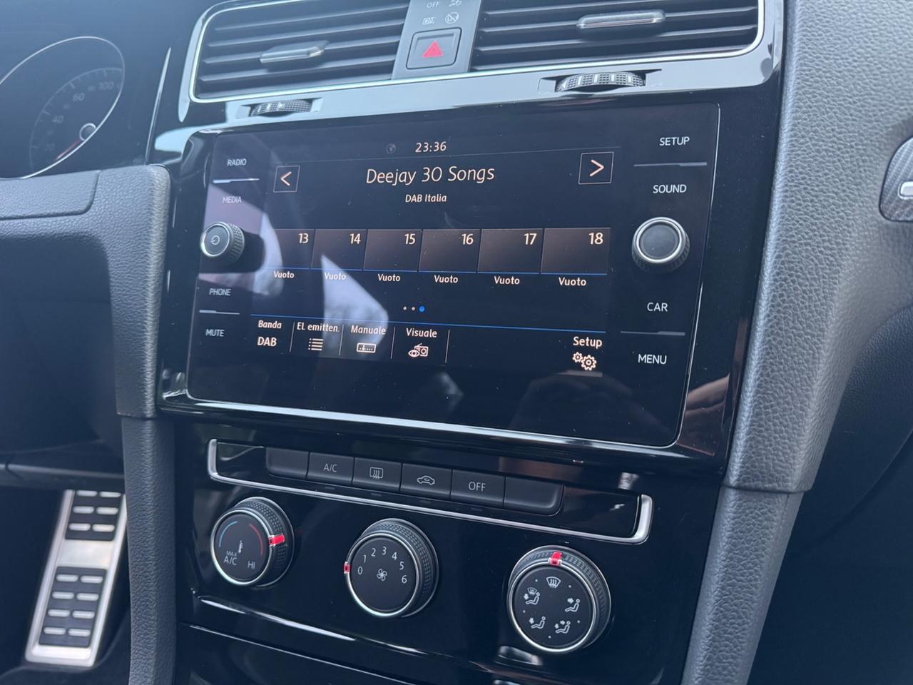 Vw Golf 2.0 TDI - R.LINE - FARI LED - 2019