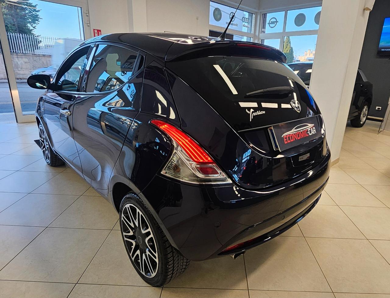 Lancia Ypsilon 1.2 69 CV 5 porte Mya KM 70000KM