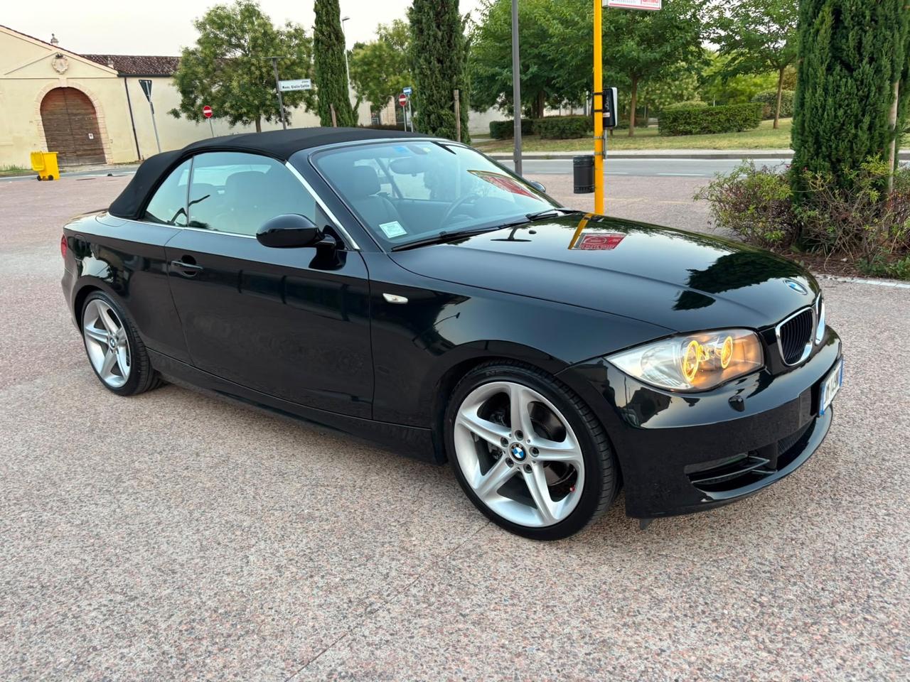 Bmw 120 2.0 i Cabrio pelle sensori capota elettrica