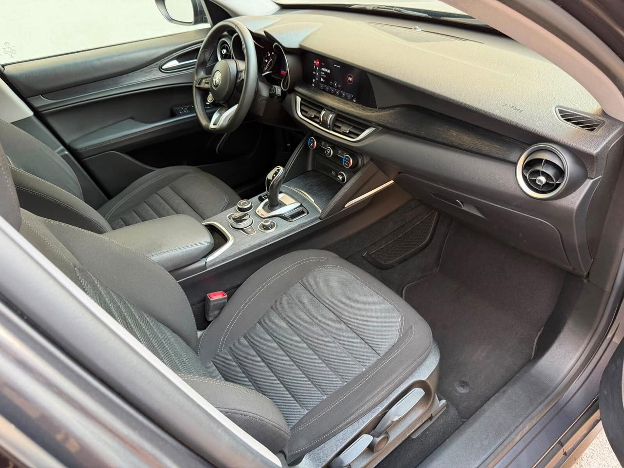 Alfa Romeo Stelvio 2.2 Turbodiesel 190 CV AT8 Q4 Business