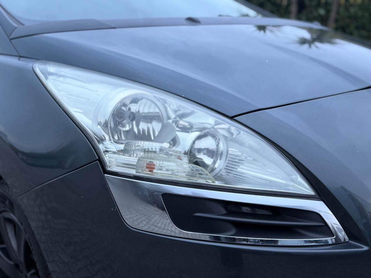 Peugeot 5008 1.6 HDi 110CV 7POSTI