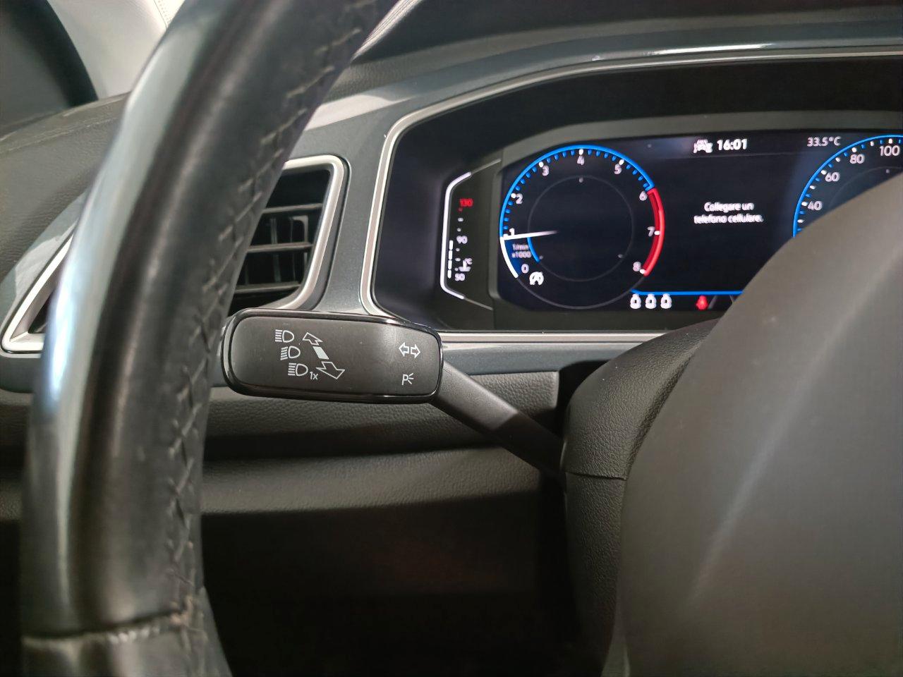 Volkswagen T-Roc 1.0 tsi Style 110cv