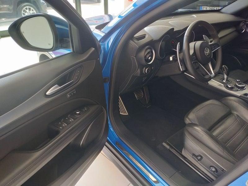 Alfa Romeo Stelvio 2.0 Turbo 280 CV AT8 Q4 Executive + Sport / Veloce
