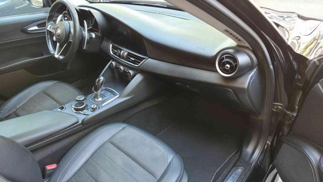 ALFA ROMEO Giulia 2.2 Turbodiesel 180 CV AT8 Eco Business