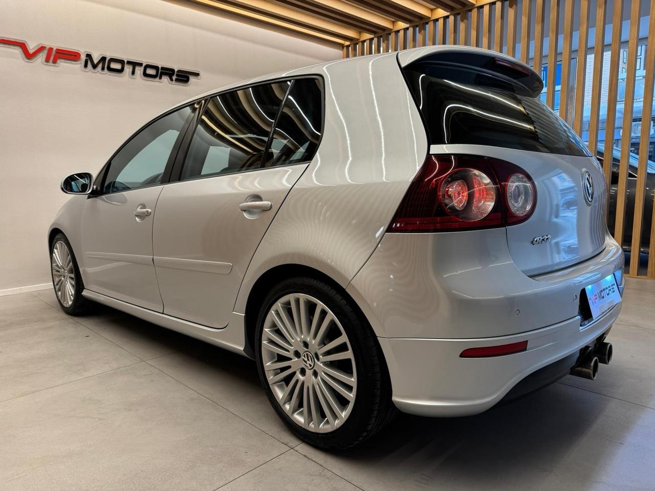 Volkswagen Golf 3.2 R32 5PORTE DSG PELLE TETTO 250CV PERMUTE FULL