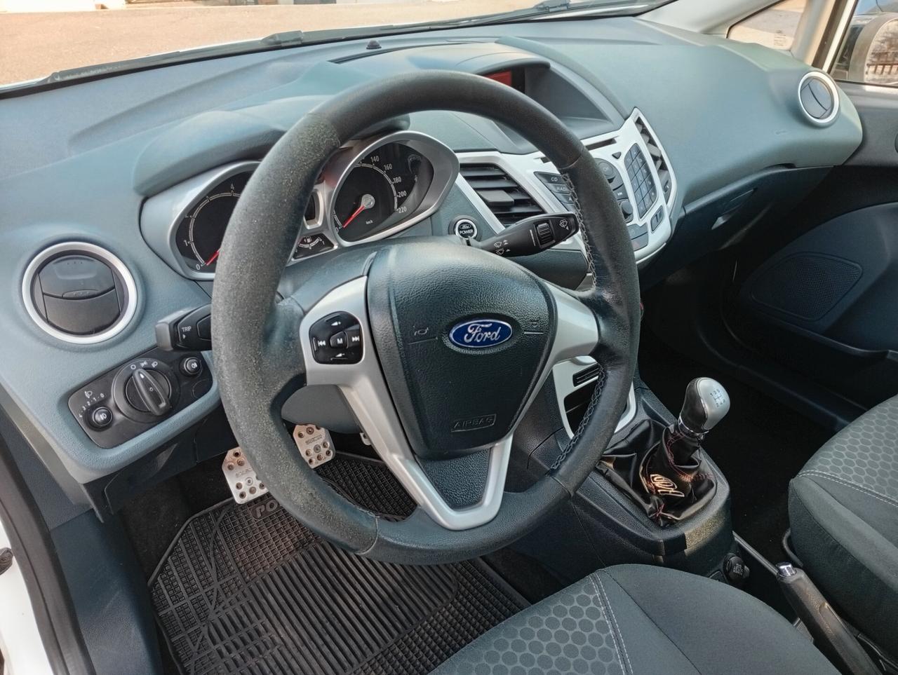 Ford Fiesta 1.2 82CV 3 porte NEOPATENTATI OK