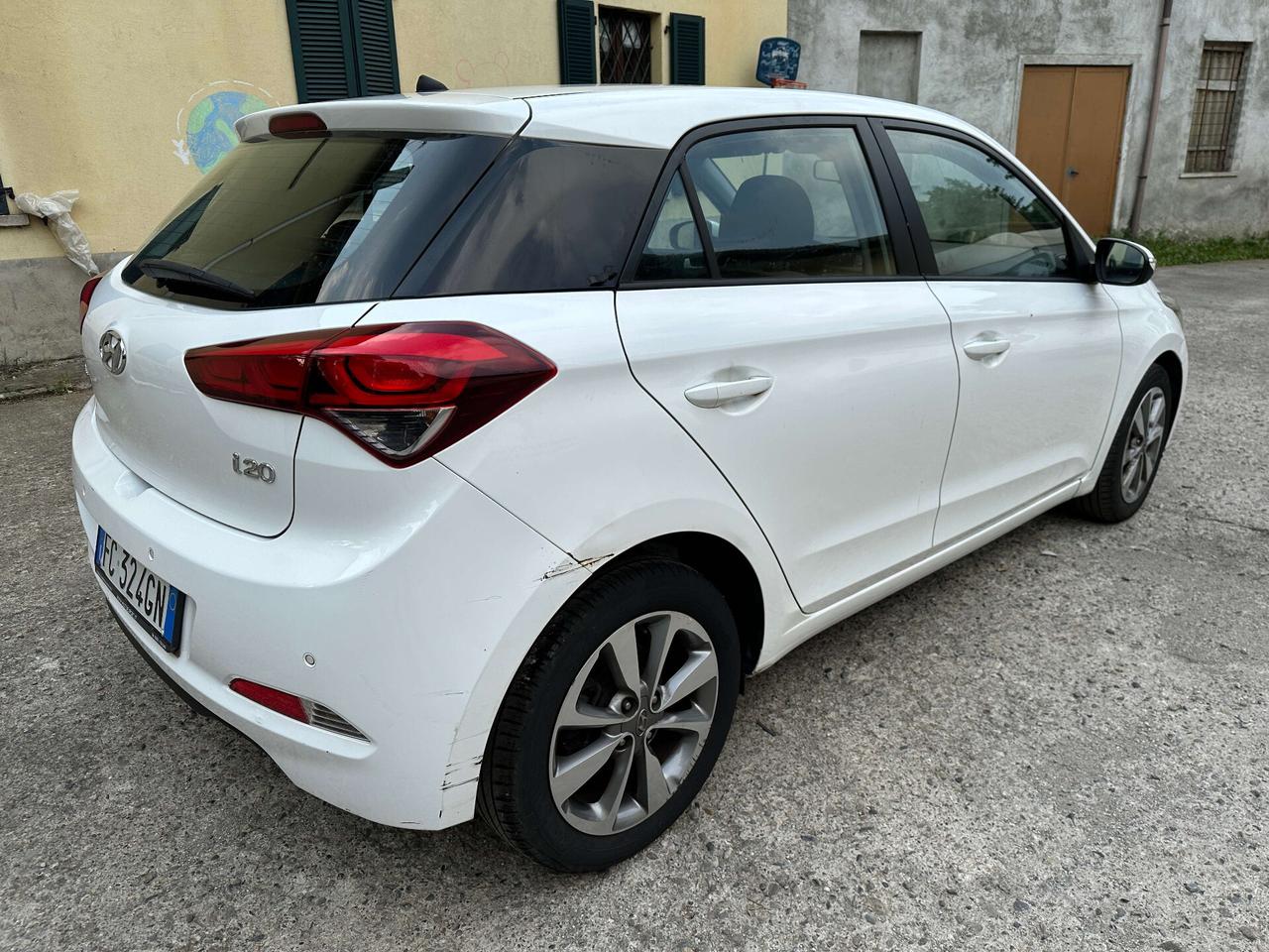 Hyundai i20 1.1 CRDi 12V 5 porte Style - PROBLEMI SU INIEZIONE